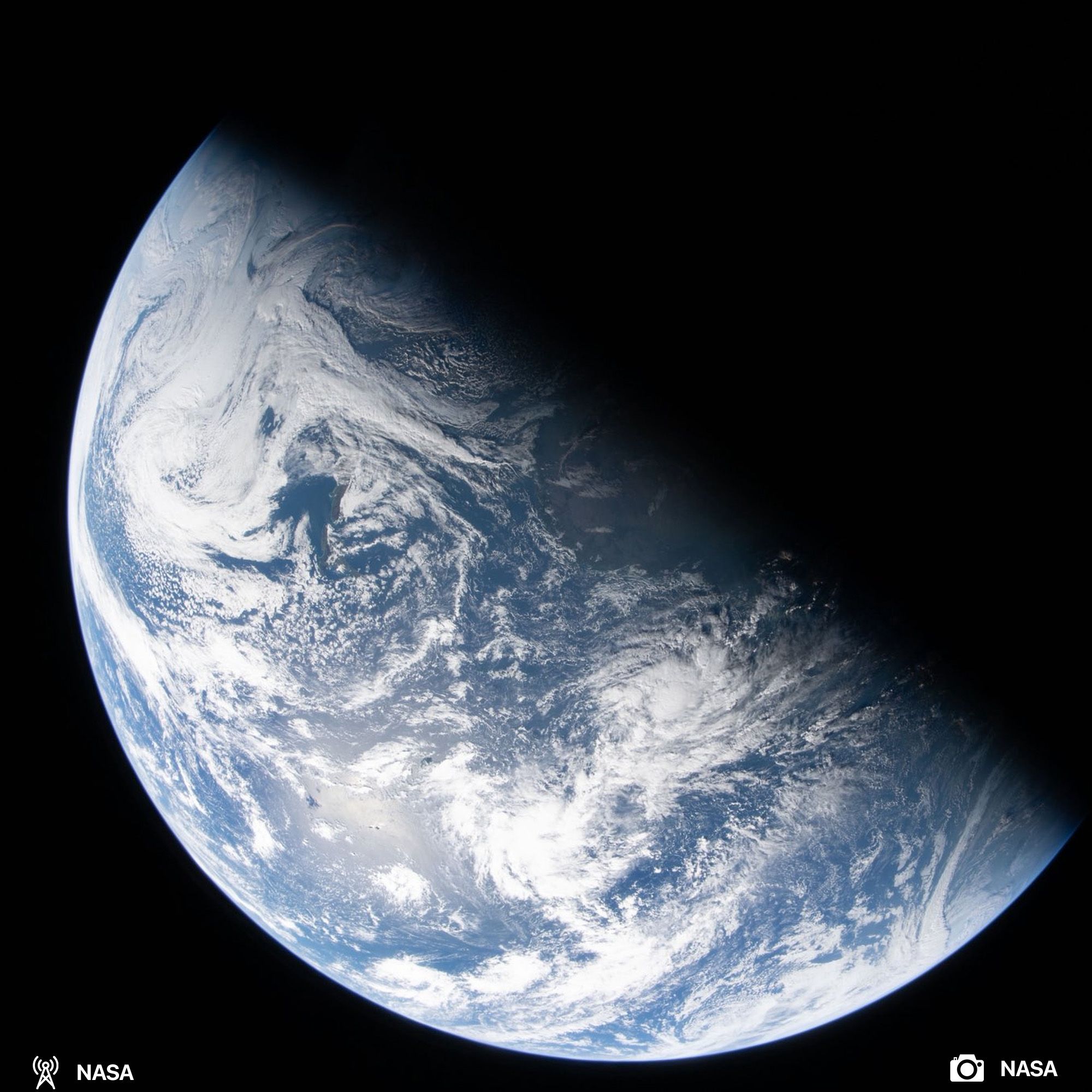 Earth seen from Artemis 2